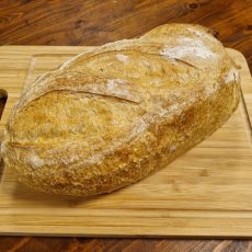 Kovászos Fehér Kenyér - 750g Kovászos Fehér Kenyér - 750g