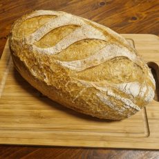Kovászos Fehér Kenyér - nagy 1kg Kovászos Fehér Kenyér - nagy 1kg